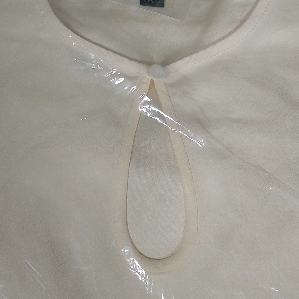 NWT J. Crew Puff Sleeve Satin Back Crepe‎ Blouse Cream